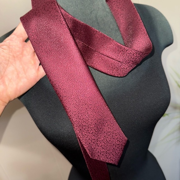 J. Ferrar • Burgundy Monochrome Floral Tie - Picture 1 of 4